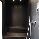 Apartment Black & White Deluxe Private Jacuzzi Wifi & Ac Steps From Sea Otranto