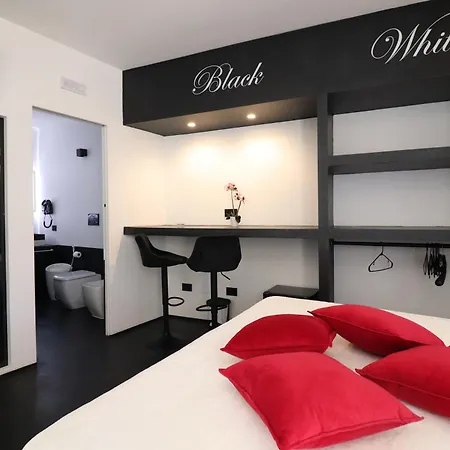 Appartamento Black And White