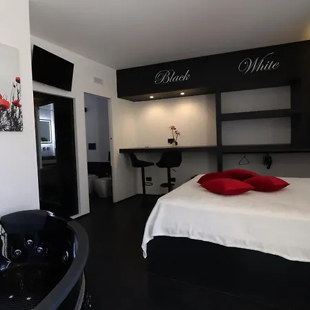 Appartamento Black And White